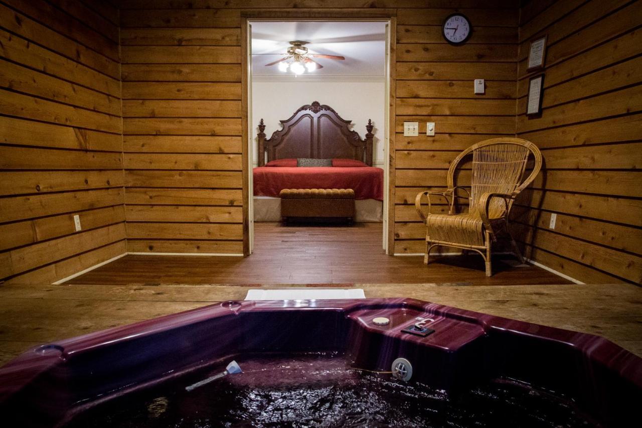 Forrest Hills Mountain Resort Dahlonega Bagian luar foto