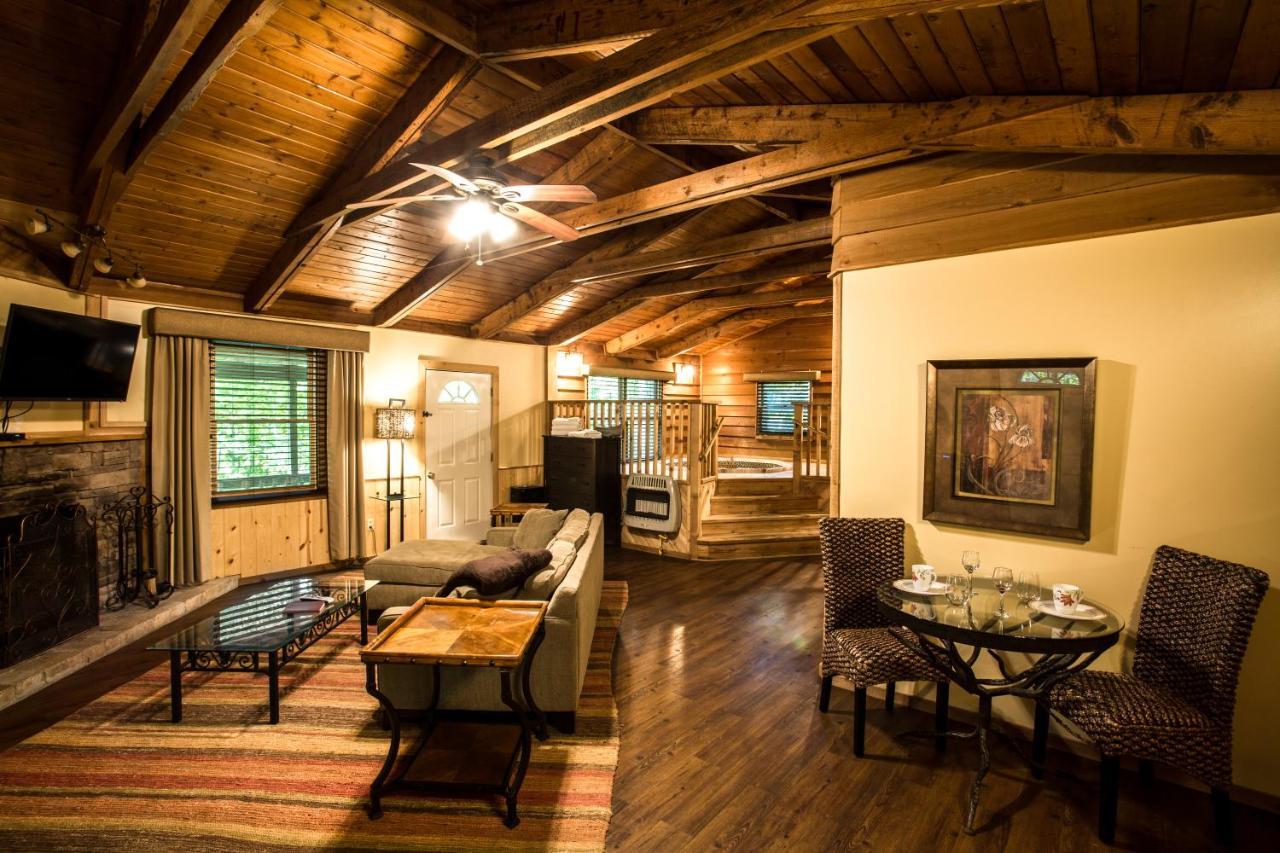 Forrest Hills Mountain Resort Dahlonega Bagian luar foto