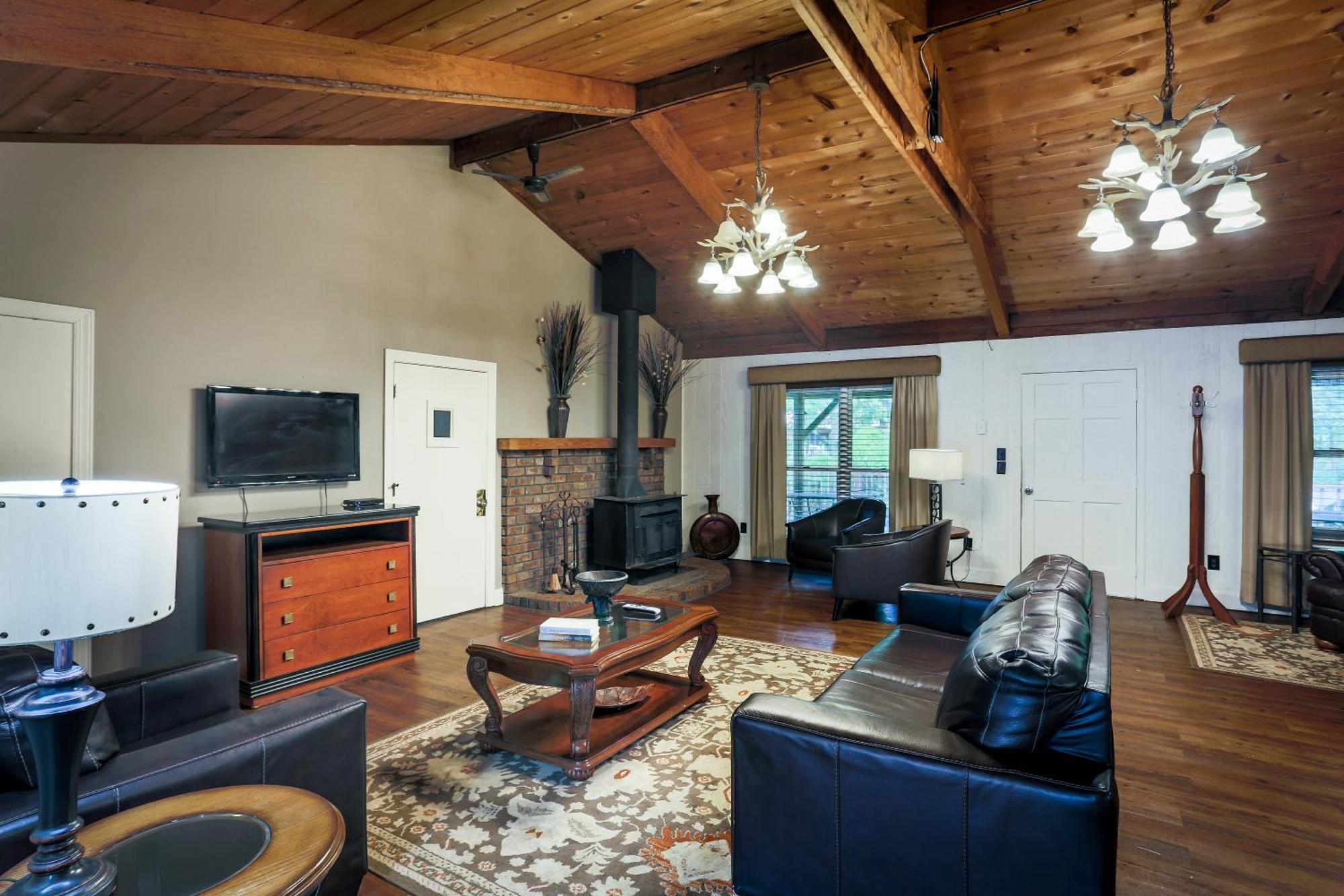 Forrest Hills Mountain Resort Dahlonega Ruang foto