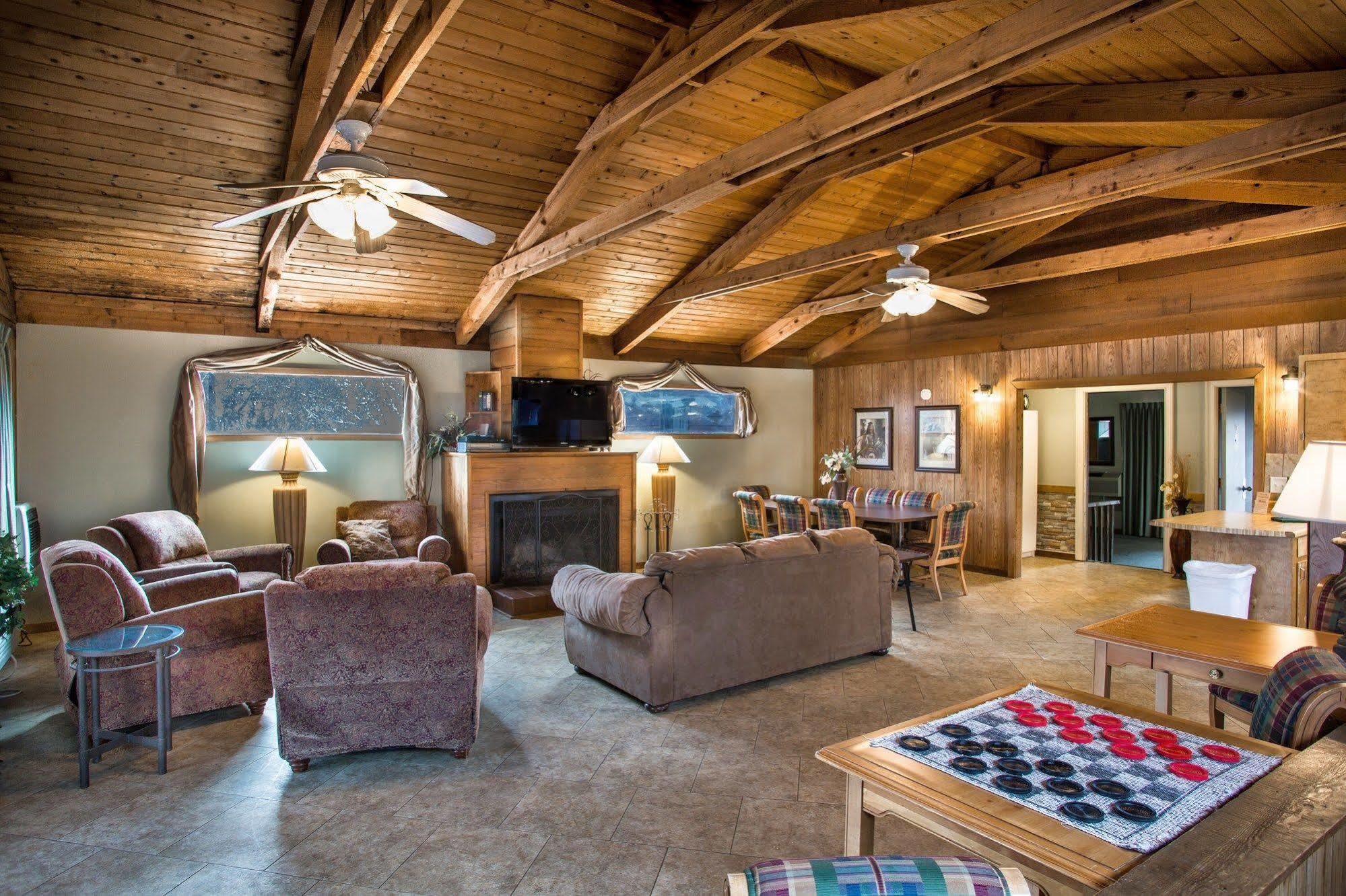Forrest Hills Mountain Resort Dahlonega Bagian luar foto