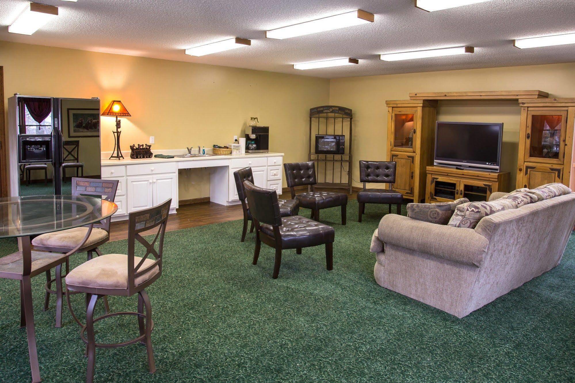 Forrest Hills Mountain Resort Dahlonega Bagian luar foto